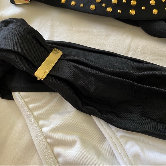 Victoria’s Secret Bikini Swim wear swimsuit 2 pc - Picture 5 of 16